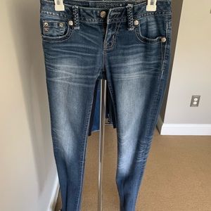 Miss me signature skinny jeans